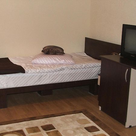 Pension Cleopatra Targu Mures Ngoại thất bức ảnh