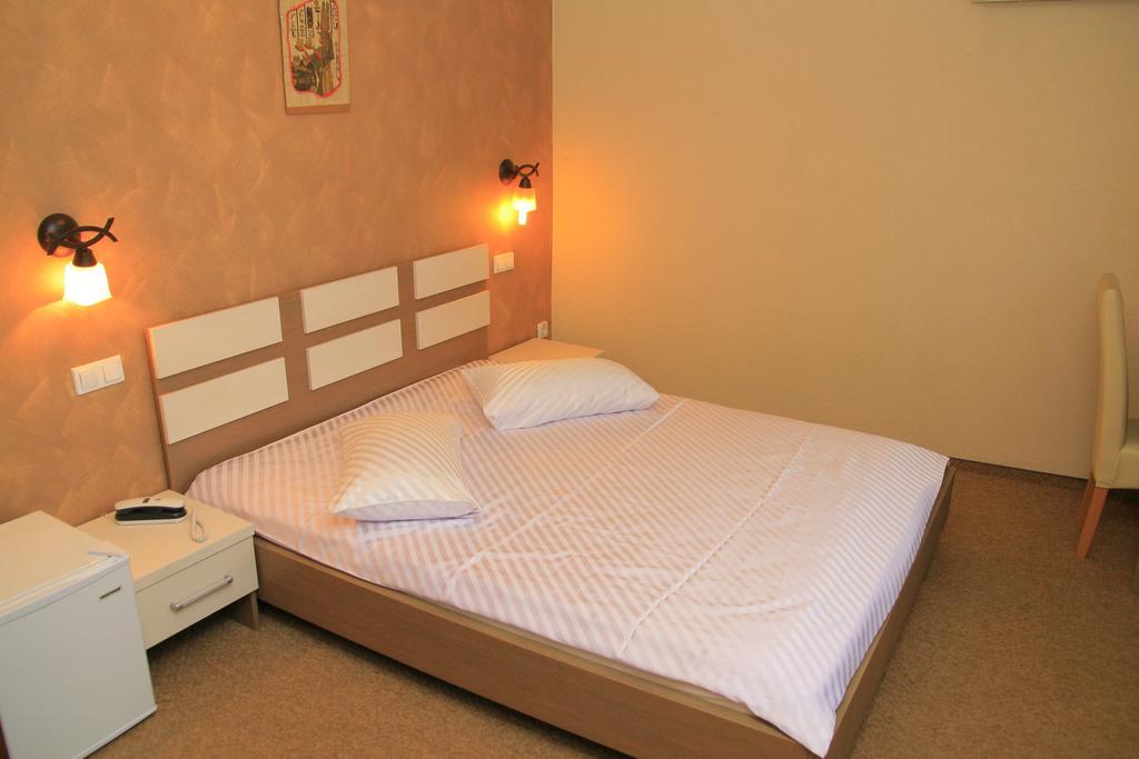 Pension Cleopatra Targu Mures Ngoại thất bức ảnh
