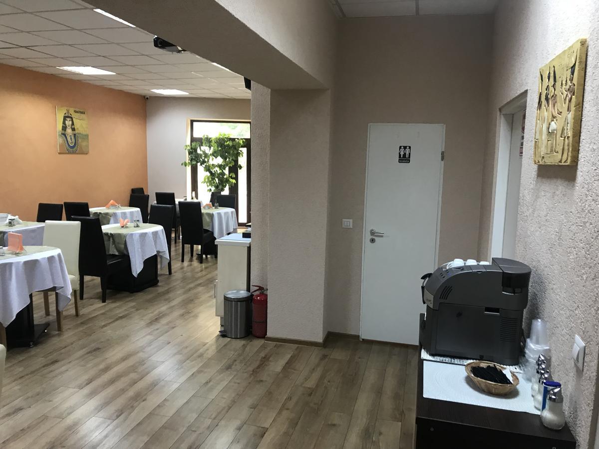 Pension Cleopatra Targu Mures Ngoại thất bức ảnh